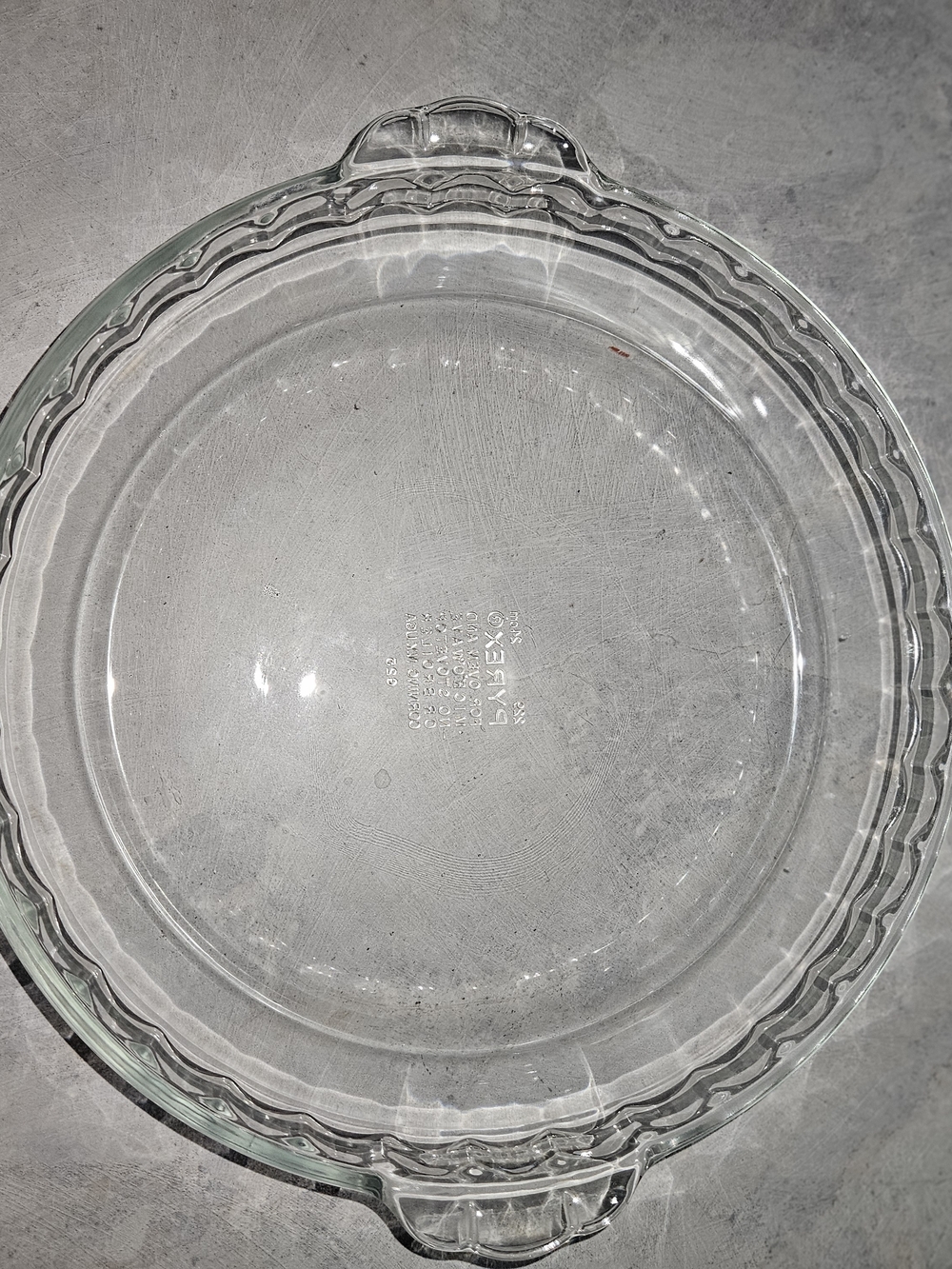Pyrex Baking Dish - Picture 2 of 4